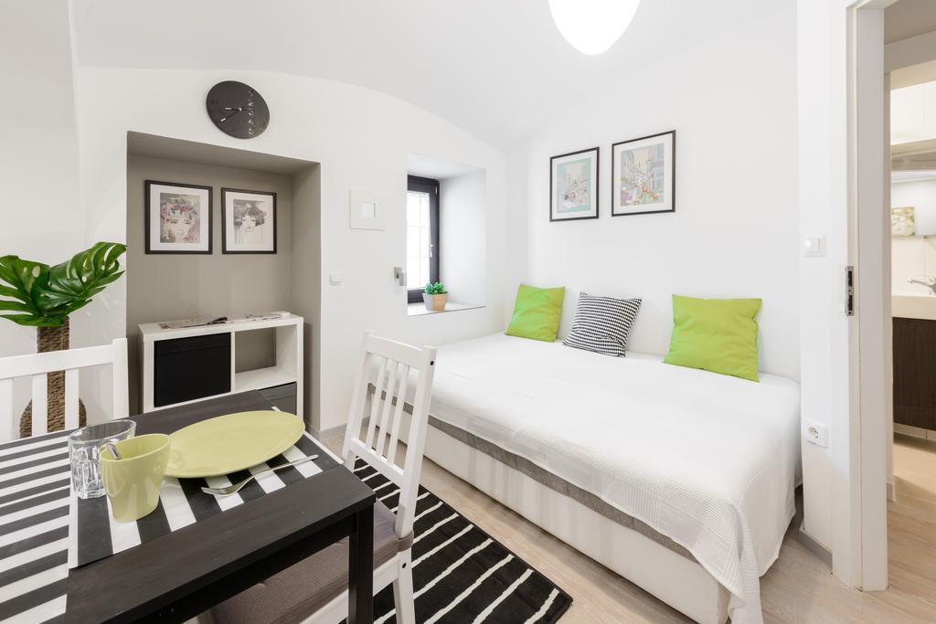 Apartments Vega ลูบลิยานา ภายนอก รูปภาพ